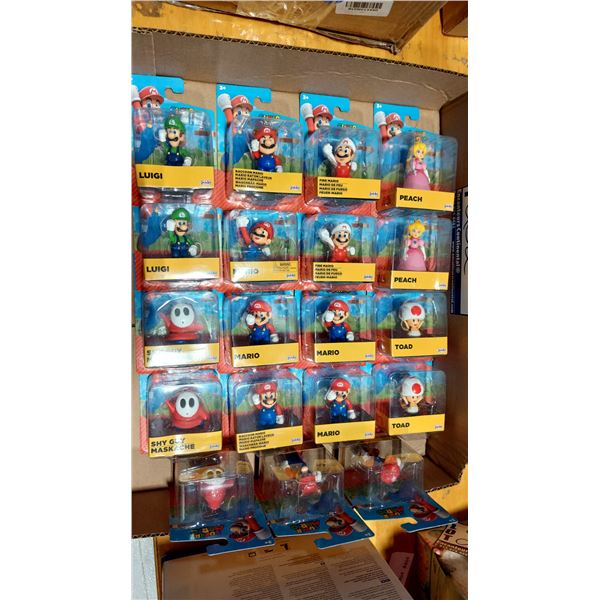 LOT DE 19 FIGURINES MARIO BROS. ASSORTIES