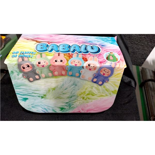 LOT DE 6 POUPÉES BARALU