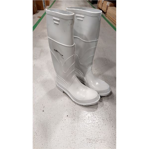 BOTTES DE PLUIE DUNLOP À EMBOUT D’ACIER, CERTIFIÉES CSA, POINTURE 7 H / 9 F