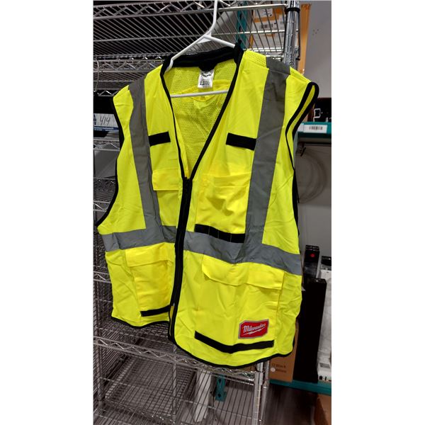 VESTES DE SÉCURITÉ MILWAUKEE, TAILLE 4XL/5XL