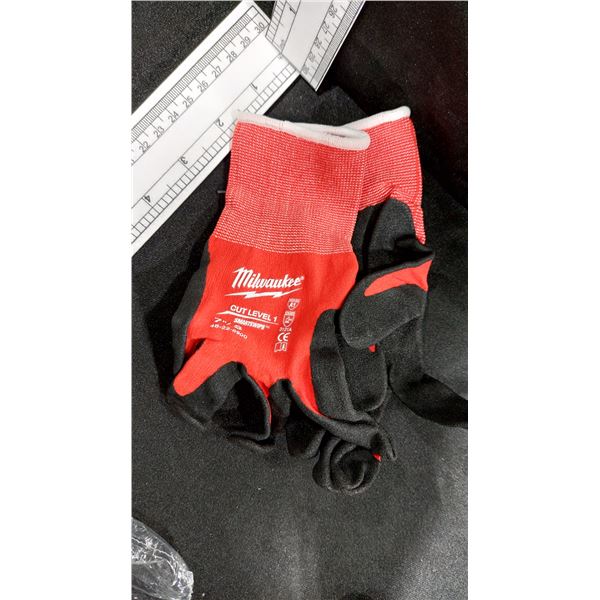 PAIRES DE GANTS MILWAUKEE, NIVEAU DE COUPURE 1, TAILLE 7