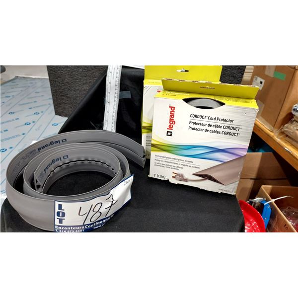 LOT DE 2 BOÎTES DE PROTÈGE-CÂBLES DE 5 PI CHACUN