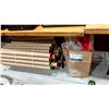 Image 2 : LOT DE PLUS DE 100 CYLINDRES AVEC BOUCHONS, 38 X 2,5 PO