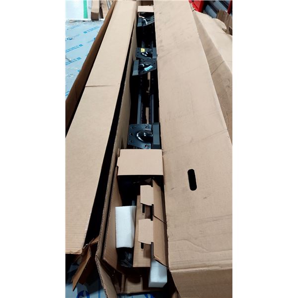 LOT DE 3 MARCHE-PIEDS POUR RAM 1500