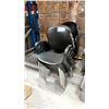 Image 1 : LOT DE 10 CHAISES EN PLASTIQUE, DOSSIER DE STYLE RESTAURANT