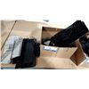 Image 1 : LOT DE CLAVIERS ET SOURIS ASSORTIS