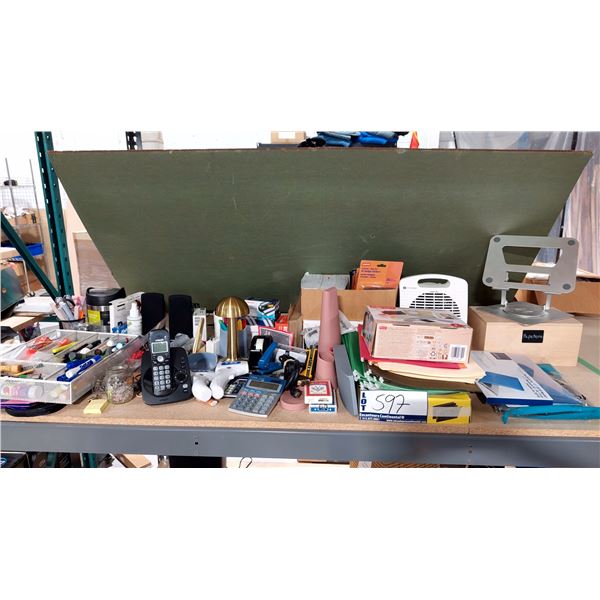 LOT DE PAPETERIE DE BUREAU ASSORTIE