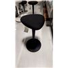 Image 1 : BANC BALANCEUR RÉGLABLE DE 22 À 32 PO