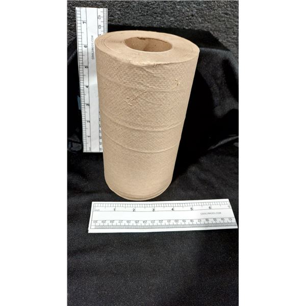 BTE DE 24 ROULEAUX ESSUIE-MAIN BRUN WYM