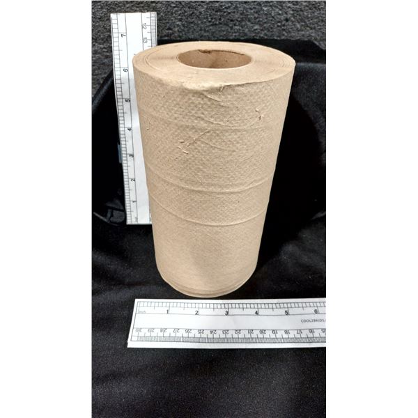 BTE DE 24 ROULEAUX ESSUIE-MAIN BRUN WYM