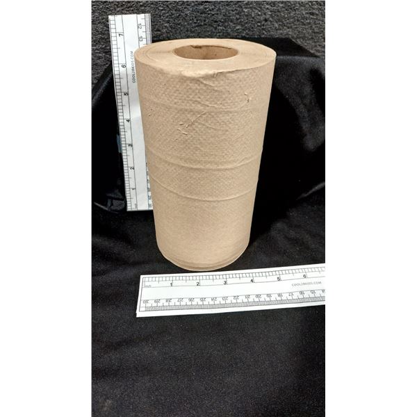 BTE DE 24 ROULEAUX ESSUIE-MAIN BRUN WYM