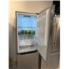 Image 2 : New - Fulgor 11.1 cu. ft. Freestanding Bottom-Freezer Refrigerator Model - FM4FBM24SS1 RV: $1,429.00