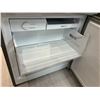 Image 6 : New - Fulgor 14.8 cu. ft. Freestanding Bottom-Freezer Refrigerator Model - FM4FBM28SS1 RV: $1,869.00