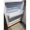 Image 6 : Fulgor 9.2 cu.ft. Built-in Bottom-Freezer Refrigerator RV: $1,859.98 Model - FM4BM22FBI - used displ