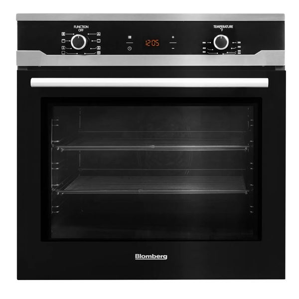 BNIB - Blomberg 24" Single Wall oven with Convection, RV: $1,800 - Model BWOS24110B