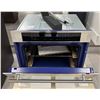 Image 2 : New - Breda 24" Built-in Electric Wall Oven - Model BR25B01 (New Sample Model)