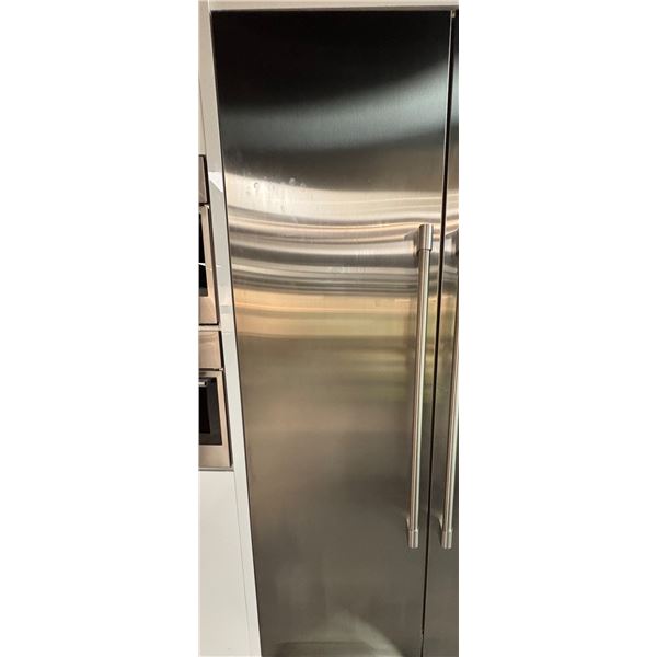 Fhiaba Classic 24" Built-In Column Fridge Bottom Compressor Left Swing - Model FK24FZC-LS1 - Used Di