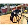 Image 10 : BEAR ENTICER COMPOUND BOW IN GREAT CONDITION - RECENTLY SHOT AND WORKS!