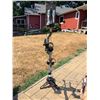 Image 13 : BEAR ENTICER COMPOUND BOW IN GREAT CONDITION - RECENTLY SHOT AND WORKS!