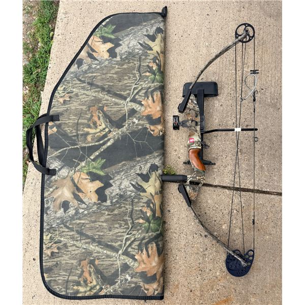 VINTAGE PSE SPYDER COMPOUND BOW WITH ATTACHED QUIVER AND SOFT CASE