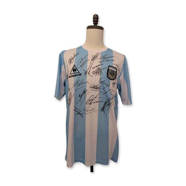 Argentina 1986 Maradona and Team Signed Soccer Jersey
