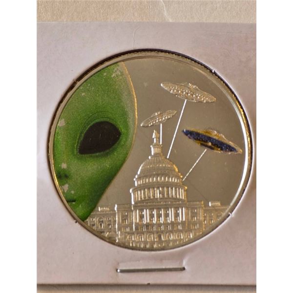 ALIEN & UFO 1 TROY OZ .999 FINE SILVER ROUND
