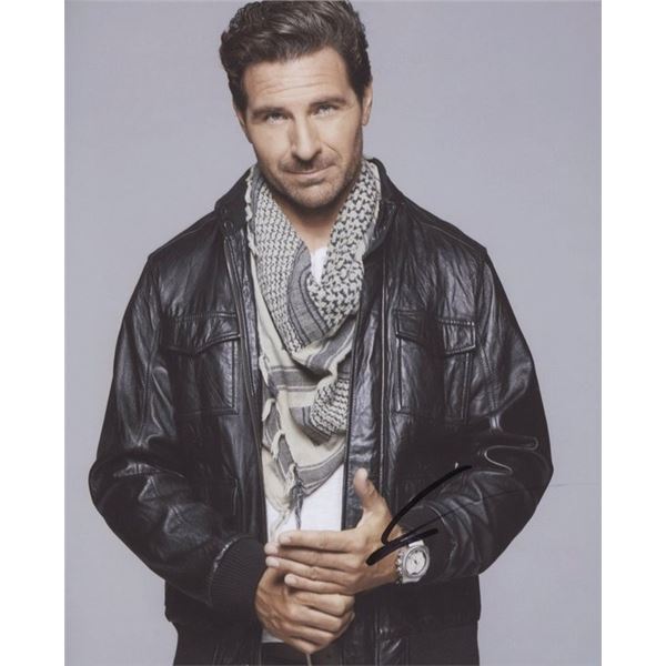 2 Broke Girls Ed Quinn signed photo