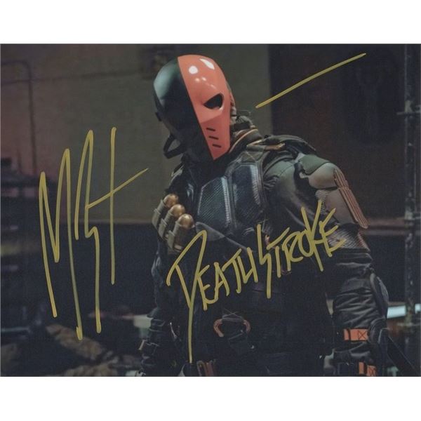 Arrow Manu Bennett Signed Photo
