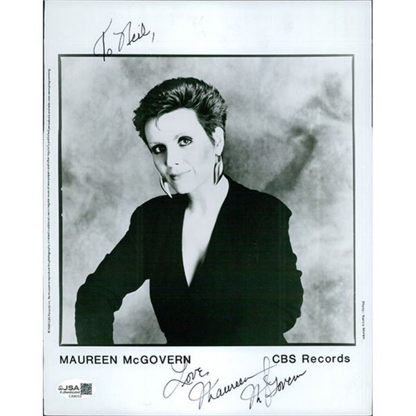 Singer Maureen McGovern Signed 8x10 Glossy Promo Photo JSA Authenticated