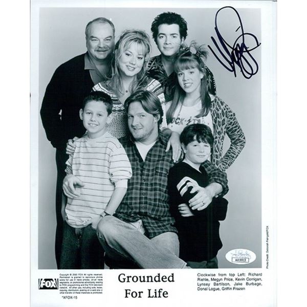 Grounded For Life Megyn Price Signed 8x10 Glossy Promo Photo JSA Authenticated