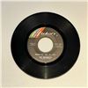 Image 1 : The Newbeats Groovin 45 Album