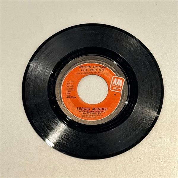 Sergio Mendes Never Gonna Let You Go 45 Album