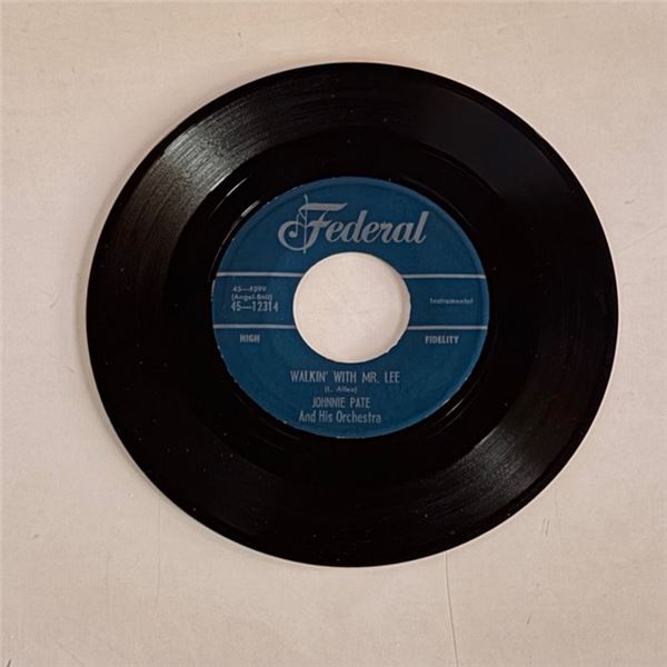 Johnnie Pate Walkin With Mr. Lee 45 Album