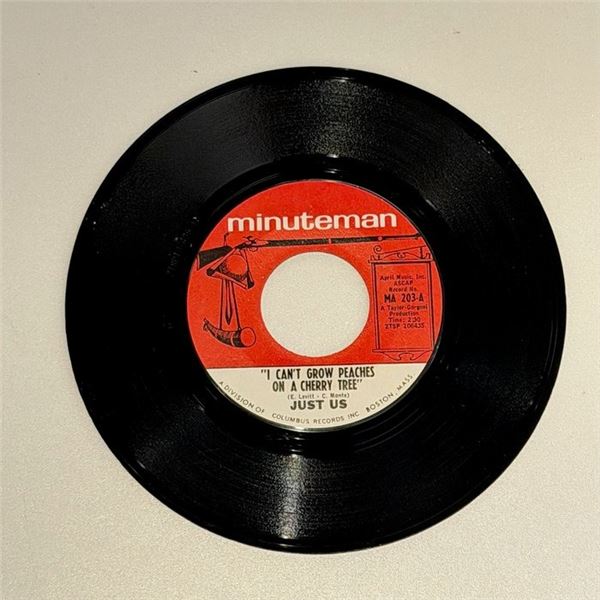 Just Us I Can't Grow Peaches on a Cherry Tree 45 Album