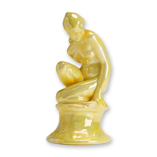 Royal Doulton Experimental Lustre Glaze Porcelain Figurine, Female Study HN604