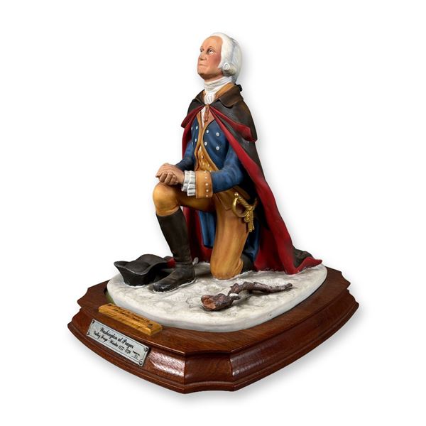 Royal Doulton by Laszlo Ispanky Sculpture with Base, General Washington at Prayer HN2861
