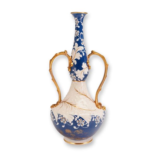 Wedgwood by Harry Barnard Queensware Handled Ewer Vase, ca. 1900
