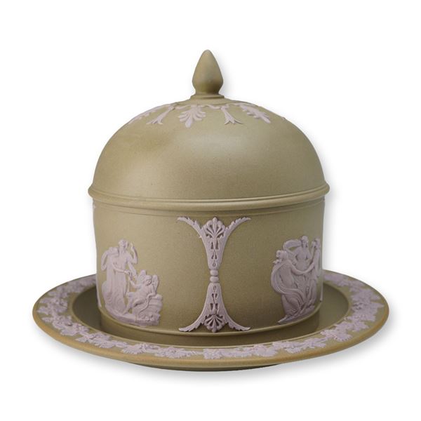 Wedgwood Olive and Lilac Jasperware Two-Piece Covered Dish with Attached Underplate, circa 1820