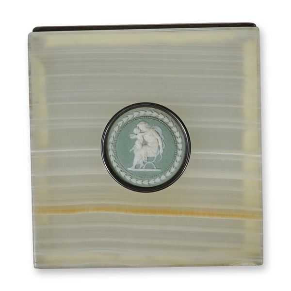 G&B Sons Sterling Silver Mounted Green Onyx Box with Jasperware Medallion Birmingham 1919