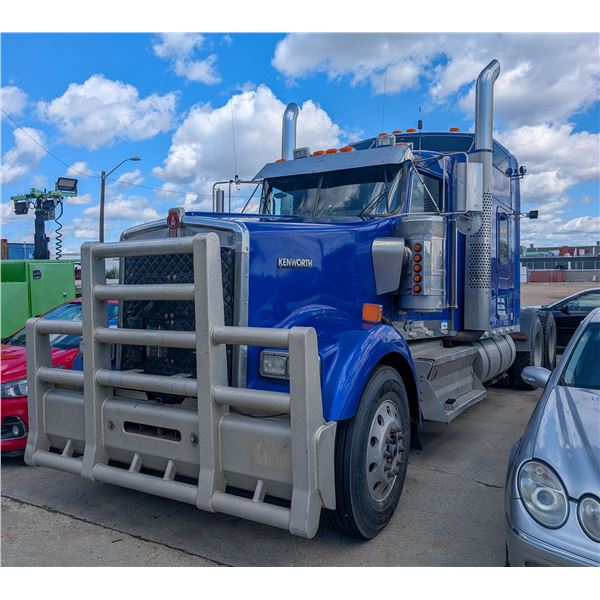 REPO: 2014 KENWORTH W900