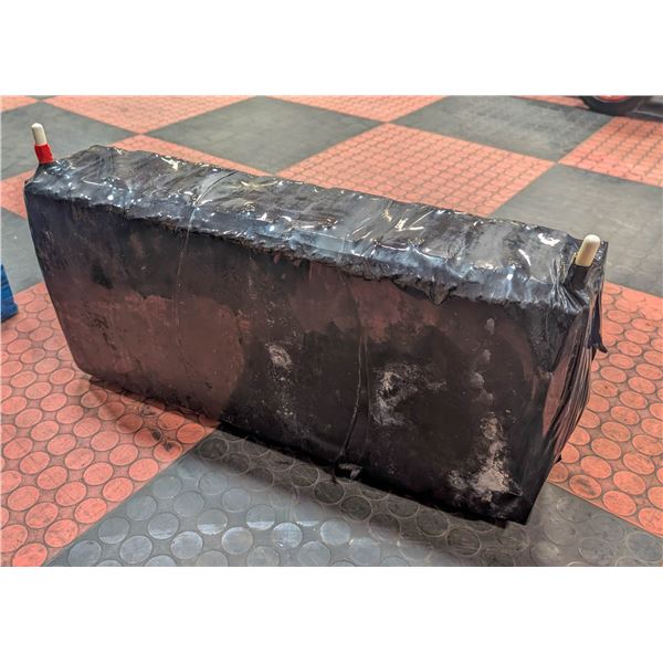 BAILIFF SEIZED: LARGE LITHIUM ION BATTERY FOR