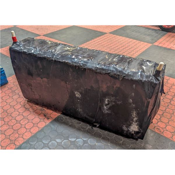 BAILIFF SEIZED: LARGE LITHIUM ION BATTERY FOR