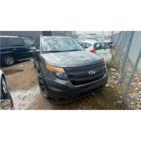 BAILIFF SEIZED: 2015 FORD EXPLORER 4WD 4 DOOR SUV