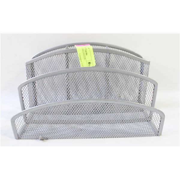 METAL MESH ORGANIZER