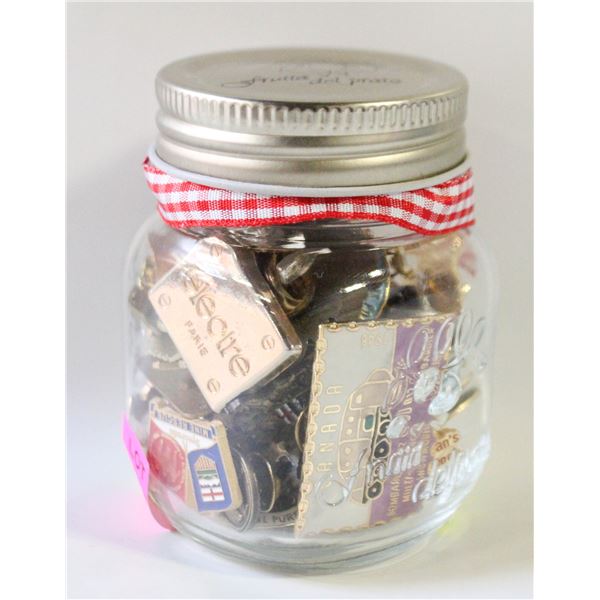 ESTATE GLASS JAR FILLED W/VINTAGE COLLECTOR LAPEL-