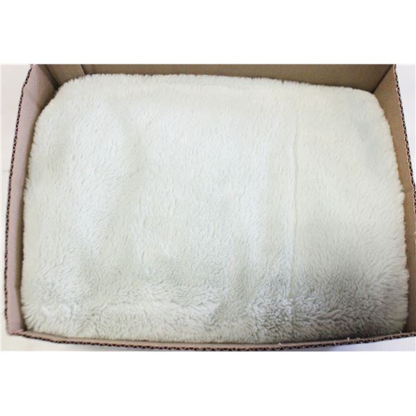 VINCE CAMUTO FAUX FUR LINED BLANKET- 60 X 50