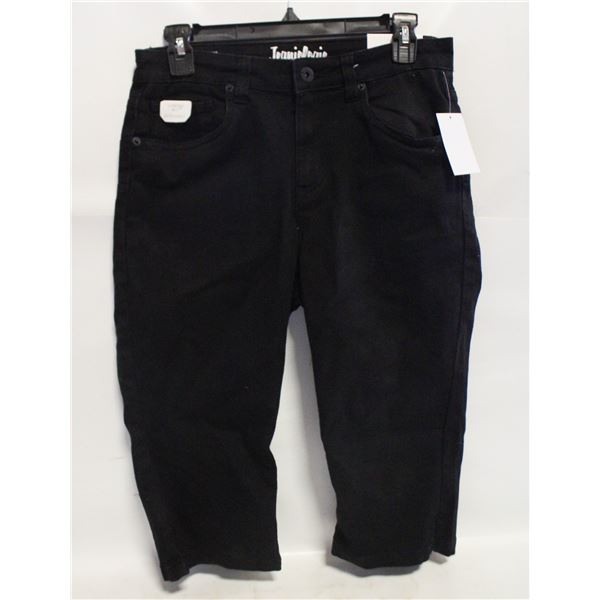 SZ 8 STRETCHY BLACK JEANIOLOGY CAPRI