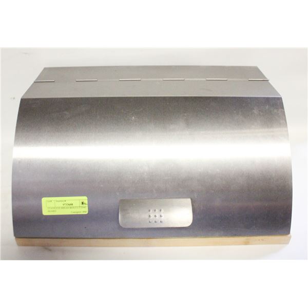 STAINLESS BREAD BOX/CUTTING BOARD