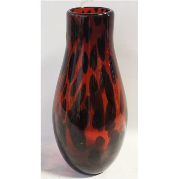 VINTAGE HAND BLOWN ART GLASS VASE