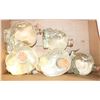Image 1 : GLASS SKULL BOTTLES GLOW IN THE DARK-ESTATE